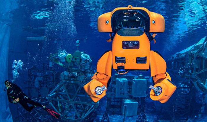 6-7 мая 2022 года во Владивостоке пройдут соревнования по подводной робототехнике среди школьников и студентов.
 VIII Всероссийские соревнования по подводной робототехнике | Новости | Znanium.ru